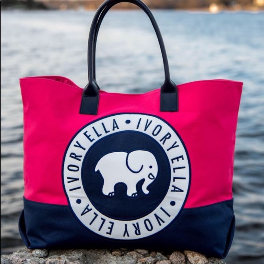 NWT Ivory Ella Beach Tote Bag
